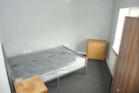 2 bedroom apartment for sale, Stockport Road, Grove Village, Manchester