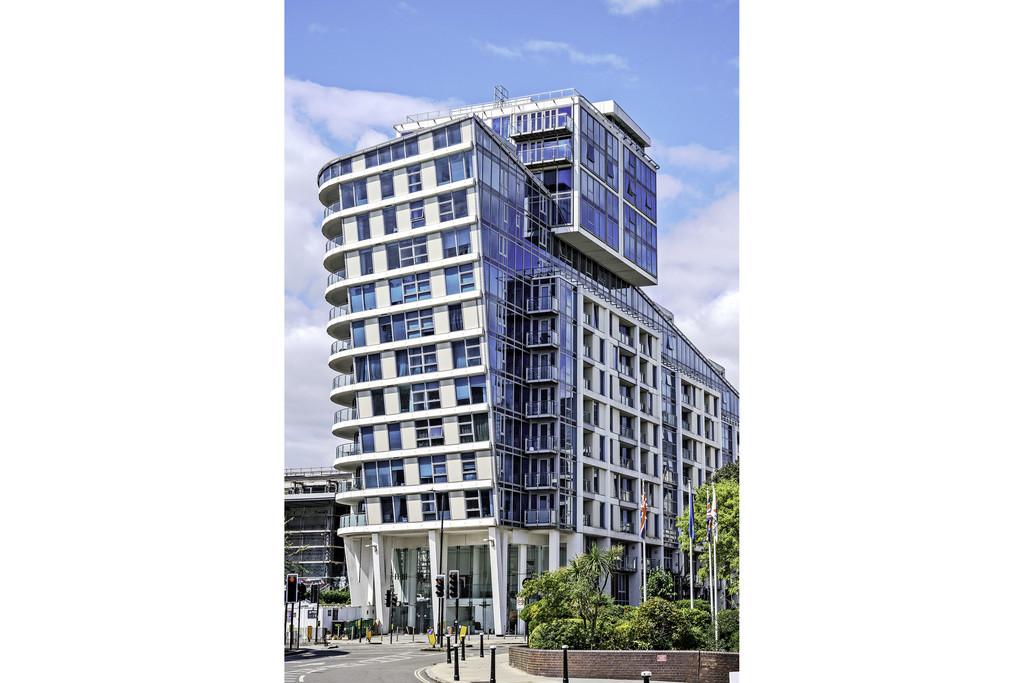 Visage Apartments 20b