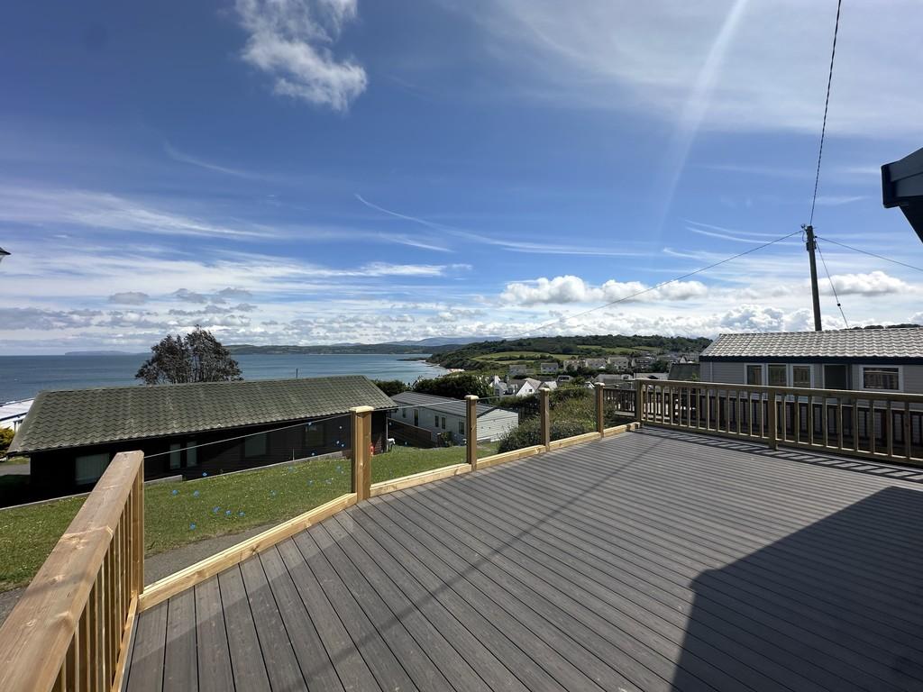 Lodge in Anglesey decking