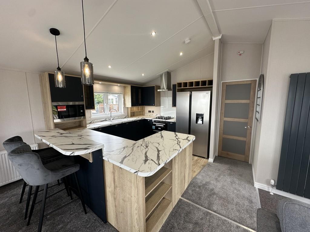 Lodge in Benllcech kitchen