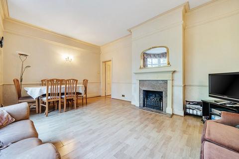 2 bedroom apartment for sale, Elm Park, Stanmore HA7