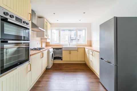 2 bedroom maisonette for sale, Heathville Road N19