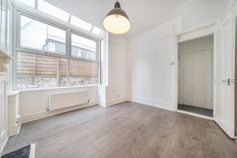3 bedroom terraced house for sale, Henley Road, Southsea