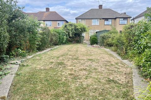 3 bedroom semi-detached house for sale, Beauly Way, Romford