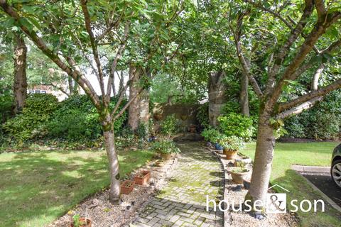 4 bedroom townhouse for sale, Holly Lodge, 41 Lyndsay Road, Branksome Park, Poole, BH13
