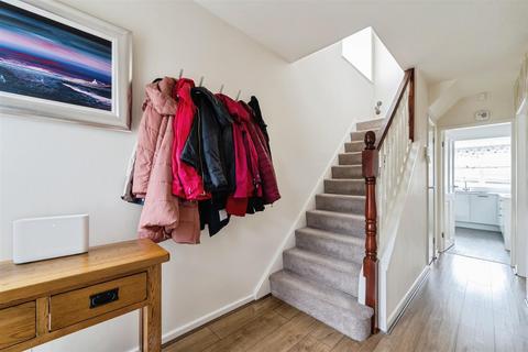 undefined, Lynndale Avenue, Cross Hills, Keighley, BD20 7DD