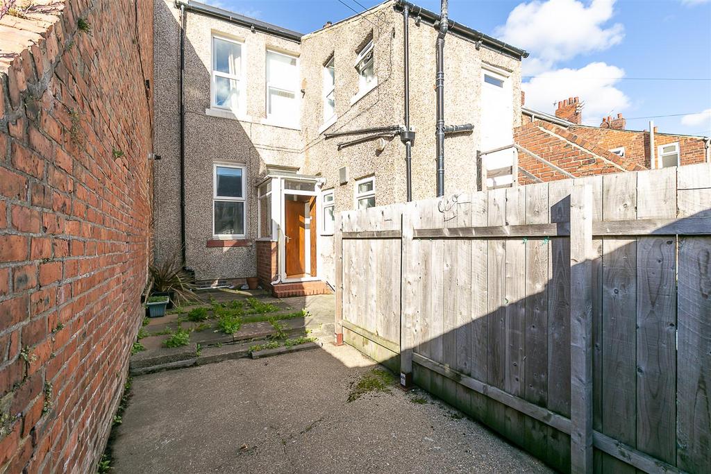 Private Rear Yard