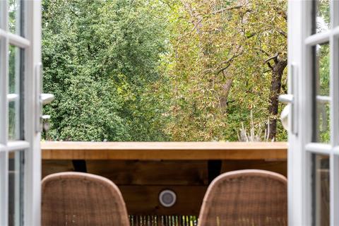 64 Clapton Square, London, E5 8HE