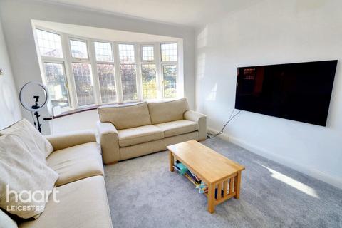 undefined, Glenfield Road, Leicester