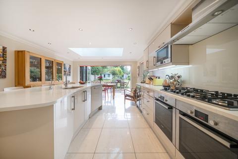 68 Manor Way, Beckenham, BR3 3LR