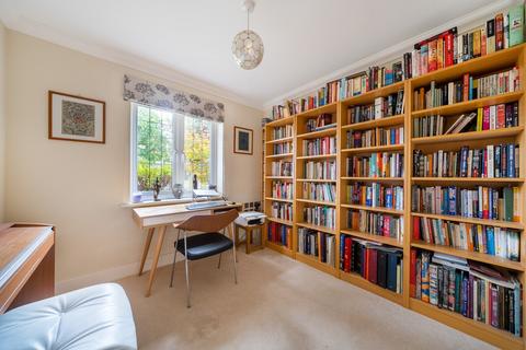 68 Manor Way, Beckenham, BR3 3LR