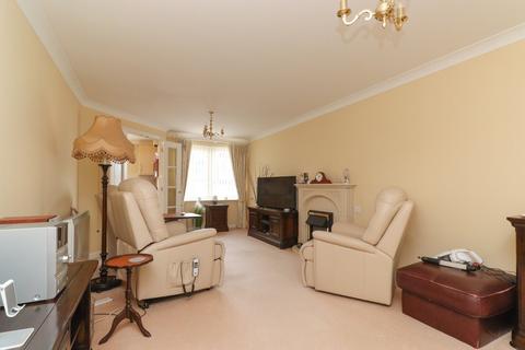 2 bedroom flat for sale, Harold Road, Margate, CT9