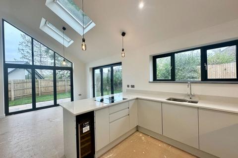 undefined, Valerie Rise, Kingskerswell TQ12