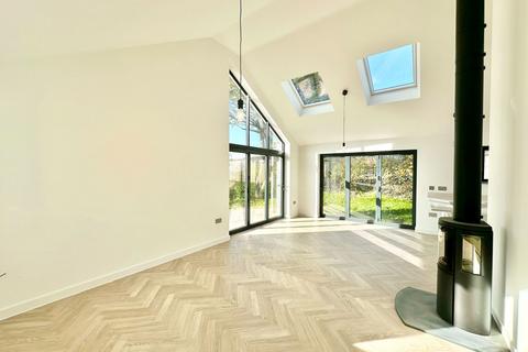 undefined, Valerie Rise, Kingskerswell TQ12