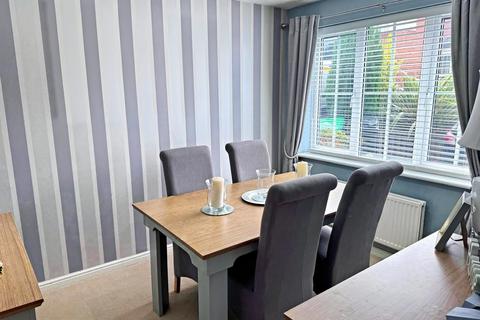 3 bedroom detached house for sale, Mallen Drive, Oldbury B69