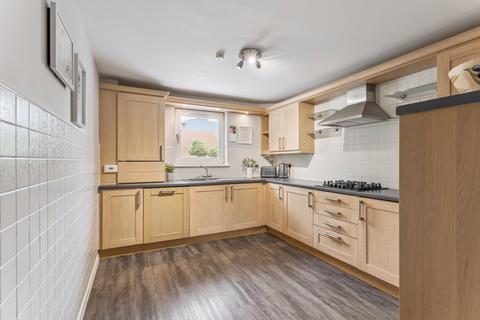 2/1, 30 Randolph Gate, Glasgow, G11 7DE