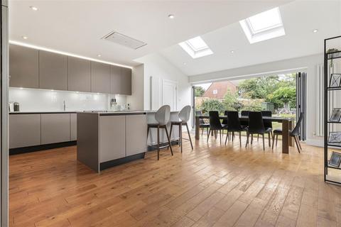 5 bedroom semi-detached house for sale, Ashurst Road, Cockfosters, EN4