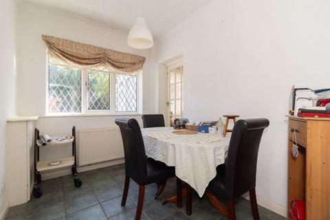 undefined, Crewes Avenue, Warlingham