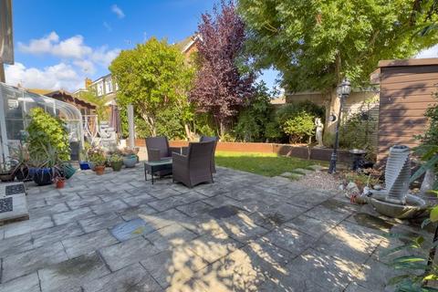 undefined, Derwent Grove, Felpham