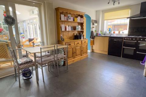 undefined, Derwent Grove, Felpham