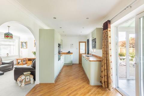 2 bedroom detached bungalow for sale, Baronswood, Gosforth, Newcastle Upon Tyne