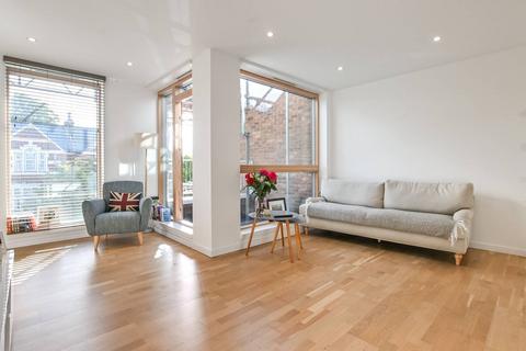 High Road Leyton, Leyton, London, E10