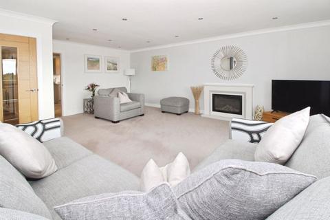 3 bedroom detached bungalow for sale, Stonnall Road, Aldridge, WS9 8JY