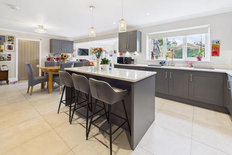 4 bedroom detached house for sale, 7 Fairfield Place, Partney, near Spilsby