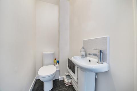 2 Badger End, Droitwich, WR9 7FJ