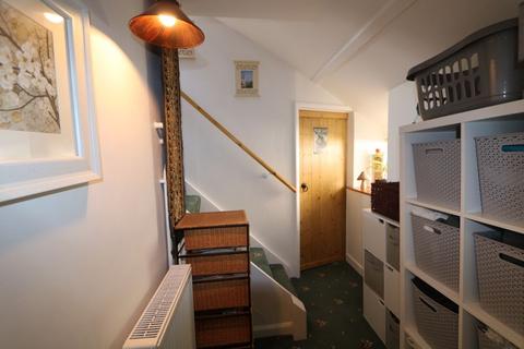 1 Penddol, Llanbrynmair, SY19 7AD