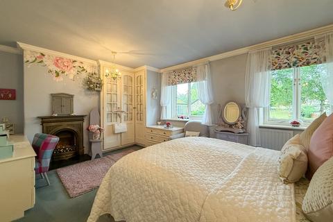 undefined, Fair Lea Road, Huddersfield HD4