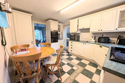 4 bedroom detached house for sale, Chalfont Close, Hemel Hempstead