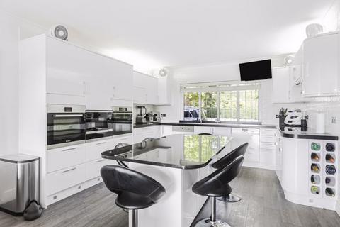 6 bedroom detached house for sale, The Ridgeway, Cuffley EN6
