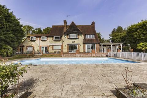 undefined, The Ridgeway, Cuffley EN6