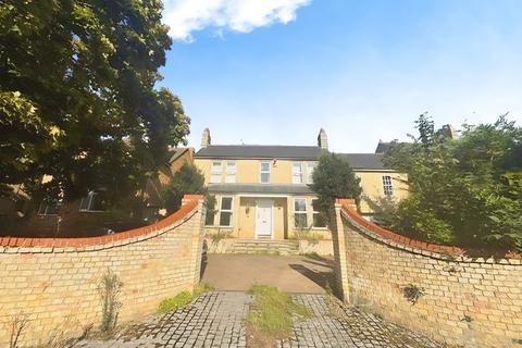 6 bedroom house to rent, Hillside, Sawston, Cambridge, CB22