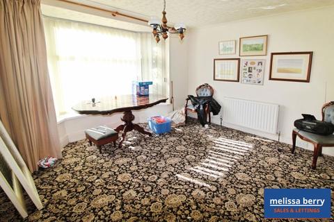 3 bedroom semi-detached house for sale, Ruskin Road, Manchester M25