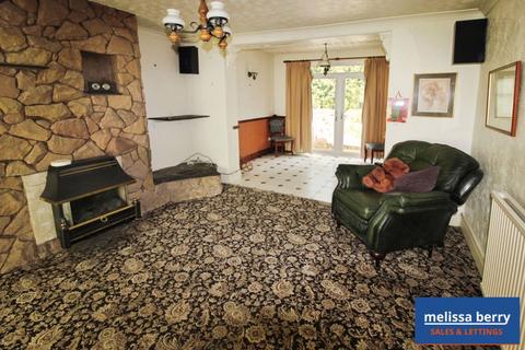 3 bedroom semi-detached house for sale, Ruskin Road, Manchester M25