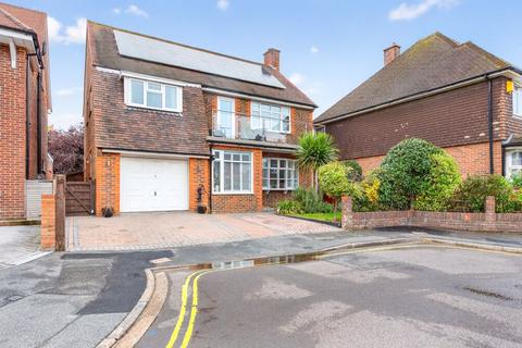 4 bedroom detached house for sale, St. Helens Close, Southsea