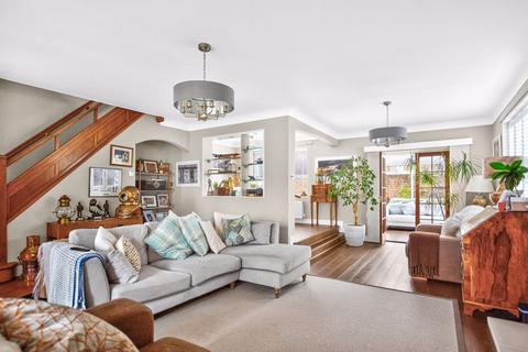 4 bedroom detached house for sale, St. Helens Close, Southsea