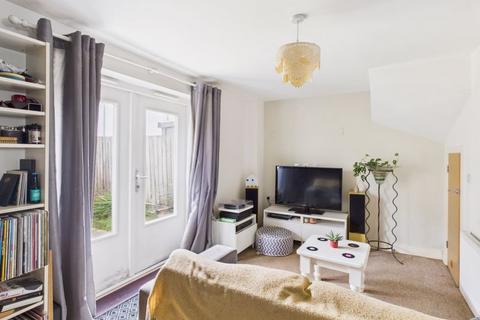 3 bedroom house for sale, Dolcoath Avenue, Camborne, Well presented terraced house