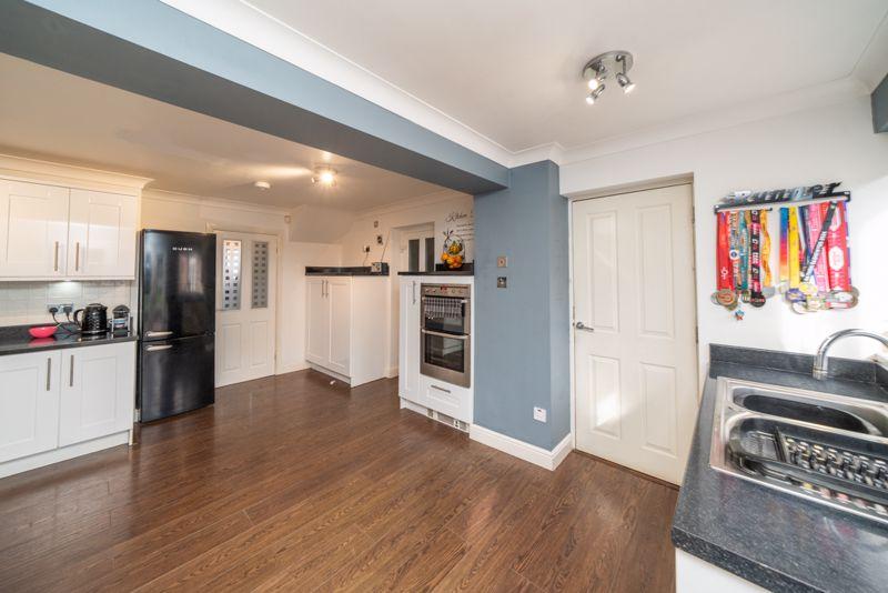 Dining kitchen