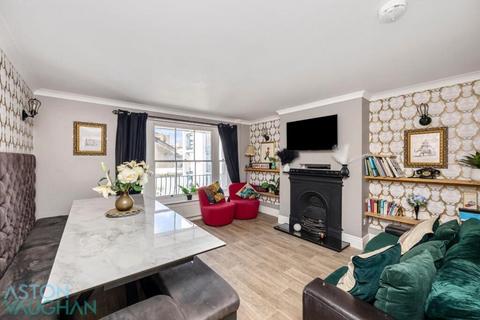 4 bedroom semi-detached house for sale, Eastern Street, Brighton BN2