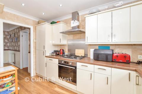 3 bedroom semi-detached house for sale, Corhampton Crescent, Havant PO9