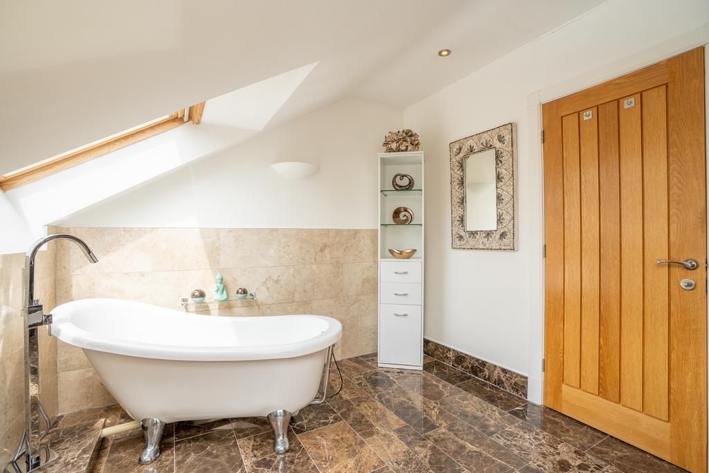 Bath2