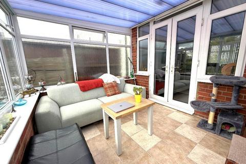 undefined, Icknield, Luton LU3