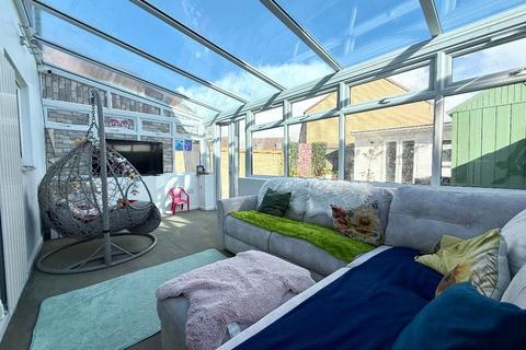 undefined, Tusroke Road, Limbury Mead, Luton, Bedfordshire, LU3 2FD
