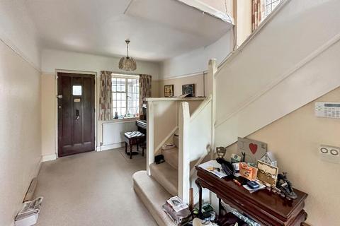 5 bedroom semi-detached house for sale, Norfolk Avenue, Sanderstead, South Croydon, Surrey, CR2 8BS