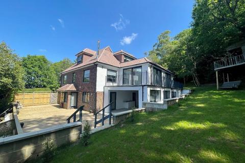 undefined, High Beech, South Croydon, Surrey, CR2 7QB