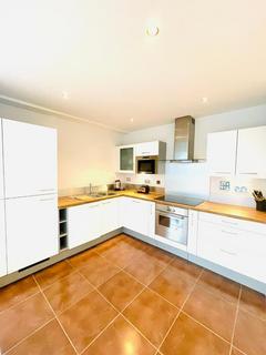 3 bedroom apartment to rent, 17 Western Gateway, Royal Victoria Docks, Canning Town E16