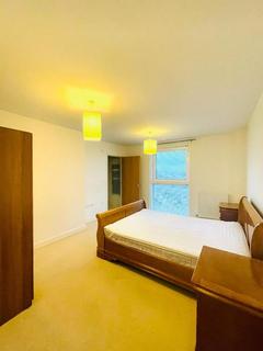 3 bedroom apartment to rent, 17 Western Gateway, Royal Victoria Docks, Canning Town E16